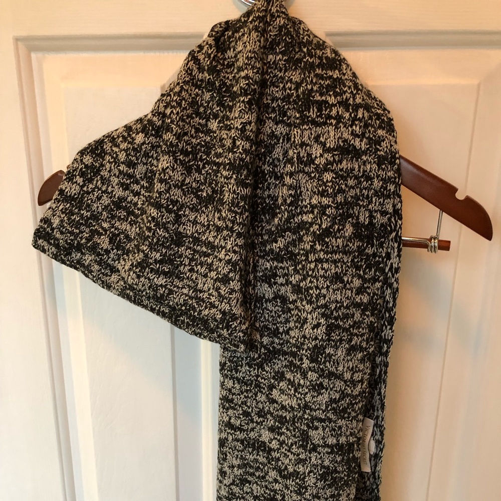 Victoria’s Secret Scarf